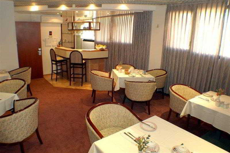 贝斯特韦斯特丽晶套房酒店 特拉维夫 餐厅 照片